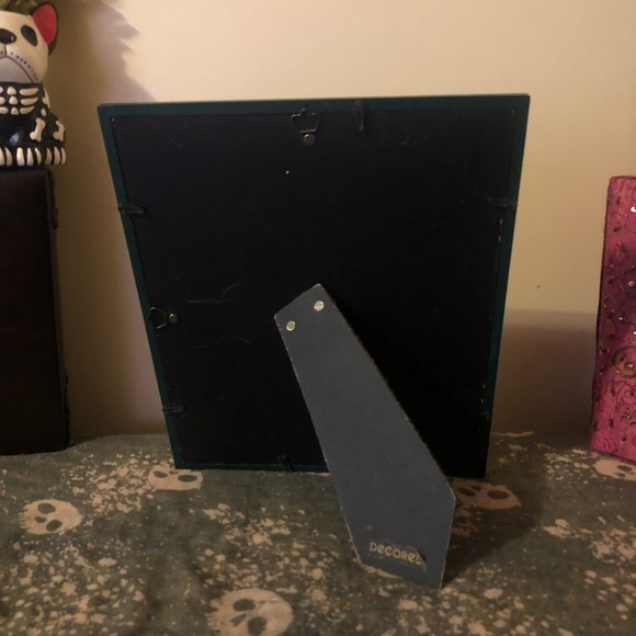 Vintage OOAK Handpainted Shabby Chic “Family Is Not An Important Thing…” Frame - Picture 4 of 16